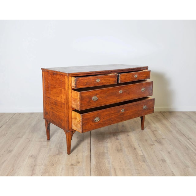 18th Century 18th-century Italian Cherrywood Chest of Drawers from Venice For Sale - Image 5 of 9