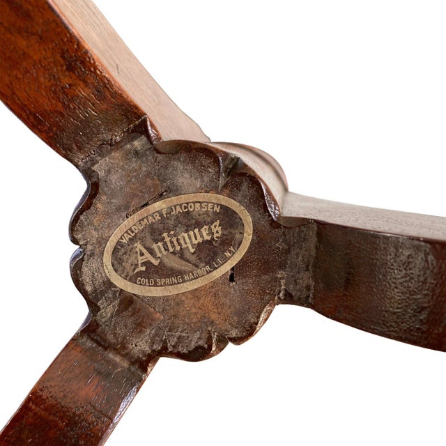 Rare American Japanned Federal Pole Screen Circa 1800 For Sale In Charleston - Image 6 of 10