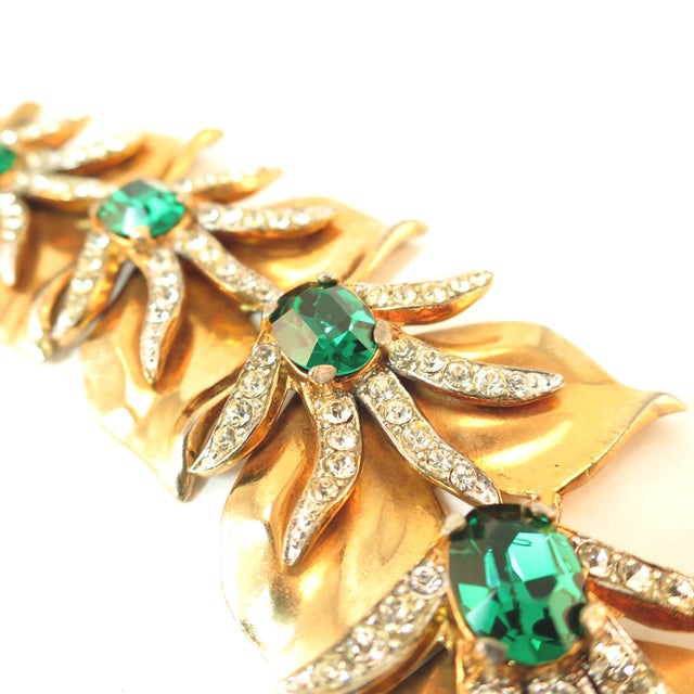 Vintage 1940s Mid-Century Modern Emerald Crystal Link Bracelet For Sale In Orlando - Image 6 of 11