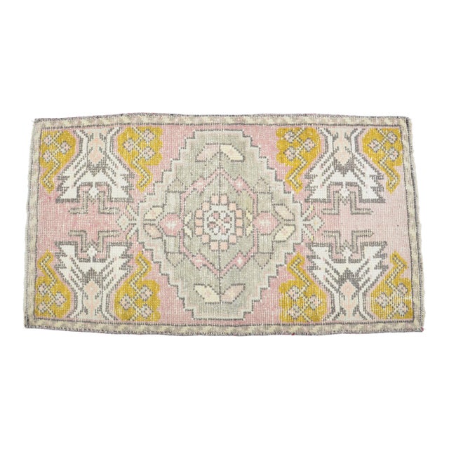 Mid 20th Century Oushak Accent Wool Rug For Sale