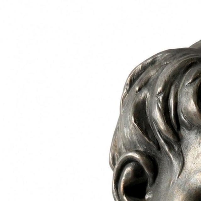Sculpture - Bruno Merli - Bust of a boy (signed). 'Bust of a Boy'. Bronze art sculpture. Signed. Height: 18 cm.