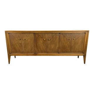 1950s Walnut Vintage Buffet Credenza Media Cabinet Sideboard For Sale