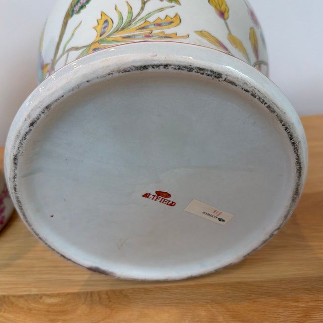Pair of Altfield Hong Kong Hand-Painted Chinoiserie Porcelain Ginger Jars, 18” For Sale - Image 11 of 12