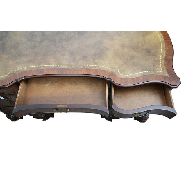 1950s Serpentine Front Baker Mahogany Leather Top Pedestal Writing Desk For Sale In West Palm - Image 6 of 9