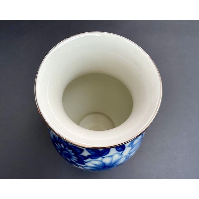 1950s German Ivory White Blue Porcelain Vase from KPM Bavaria German, 1950s For Sale - Image 5 of 7