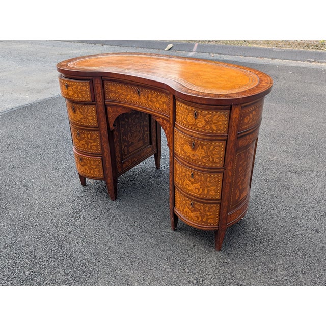 Antique Continental Marquetry Inlaid Kidney-Form Desk With Satinwood Floral Inlay For Sale - Image 11 of 12