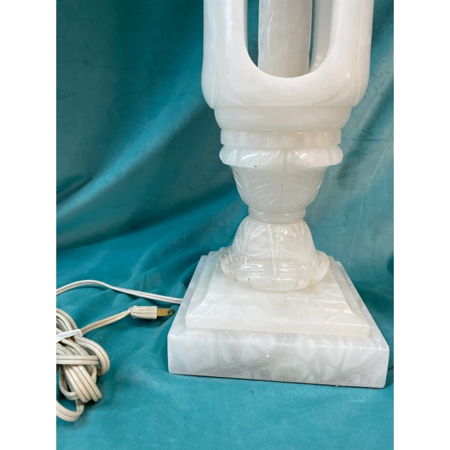 Mid-Century Regency Alabaster Table Lamp For Sale - Image 4 of 6