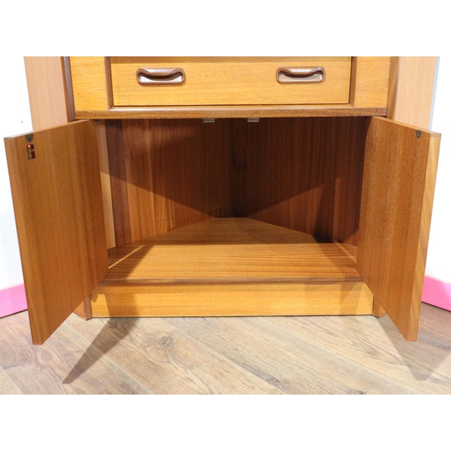 1960s 1960s Mid Century Modern Vintage Teak Corner Display Cabinet by G Plan Dansih Style For Sale - Image 5 of 9