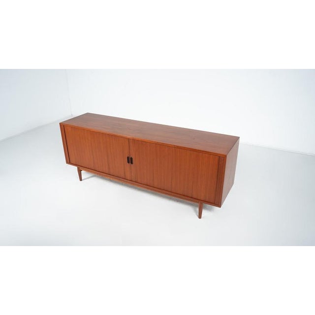 Arne Vodder Mid-Century Modern Model 37 Sideboard attributed to Arne Vodder for Sibast, 1960s For Sale - Image 4 of 18
