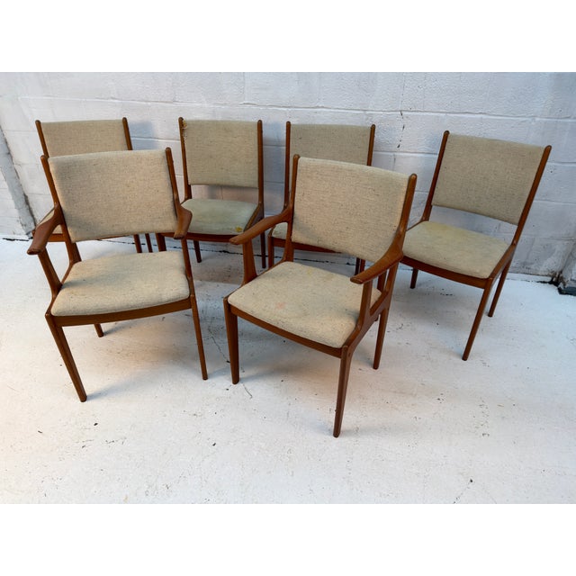 Mid-Century Modern Mid 20th Century Set of Six Mid-Century Modern Teak Dining Chairs by Scandinavia Woodworks For Sale - Image 3 of 17