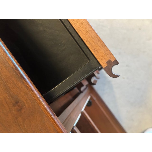 Walnut Sideboards from Bernini, 1970s, Set of 2 For Sale - Image 11 of 18