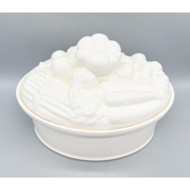 Vintage White Ceramic Harvest Vegetable Tureen / Baking / Serving Dish With Sculptural Lid – French Country / Cottagecore For Sale - Image 14 of 16