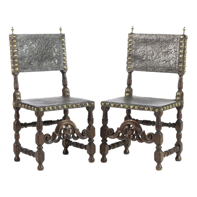 17th Century Portuguese Walnut Chairs, Set of 2 For Sale