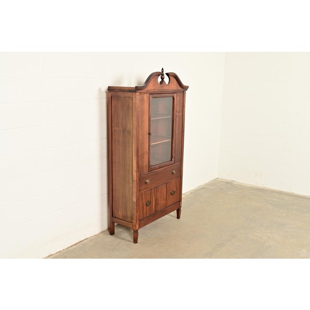 Baker Furniture Company Baker Furniture Style Federal Carved Mahogany Bookcase Cabinet, Circa 1940s For Sale - Image 4 of 15