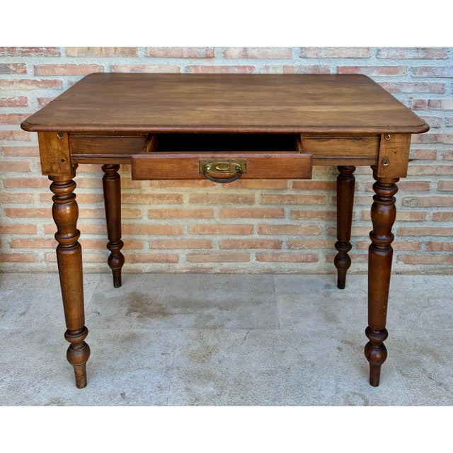 French French Country Pine Worktable in Oak, 1920s For Sale - Image 3 of 18