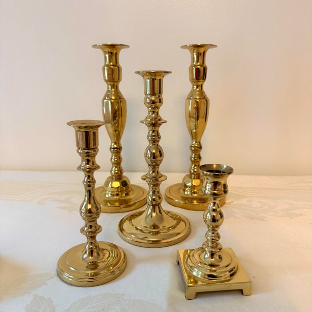 American Vintage Graduating Height Solid Brass Candlesticks, a Set of 5 For Sale - Image 3 of 11