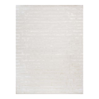 Edgy Hand-Tufted Ivory Area Rug- 4' 0'' X 6' 0'' For Sale