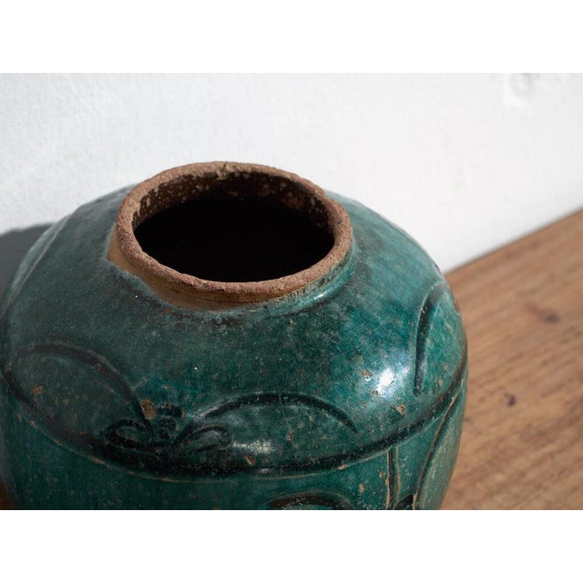 Antique stoneware vase (c.1820)Dimensions: Diameter: 18 cm Height: 24 cmStyle: Qing DynastyMaterials and techniques:...