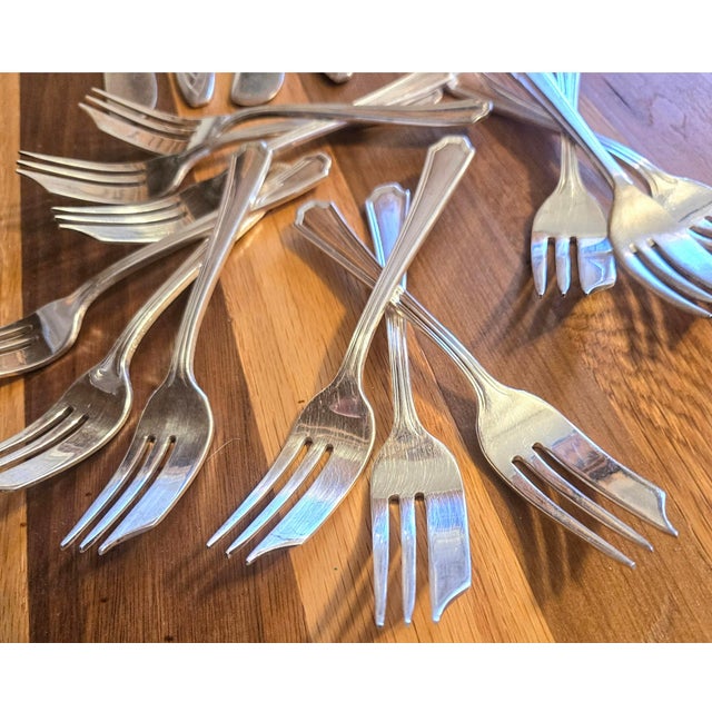 Early 20th Century Vintage Silverplate Entertaining Set -Set of Eighteen For Sale - Image 5 of 8