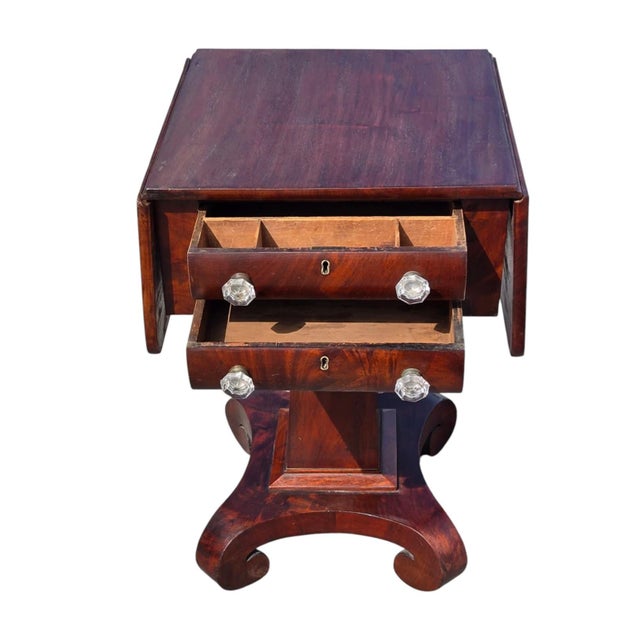 1840 American Mahogany Empire Drop Leave Side Table. For Sale - Image 11 of 17