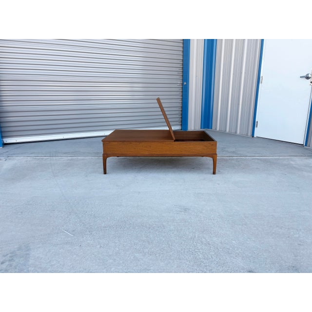 Mid-Century Modern Mid-Century Modern “Rythm” Walnut Coffee Table With Storage by Lane Furniture For Sale - Image 3 of 12