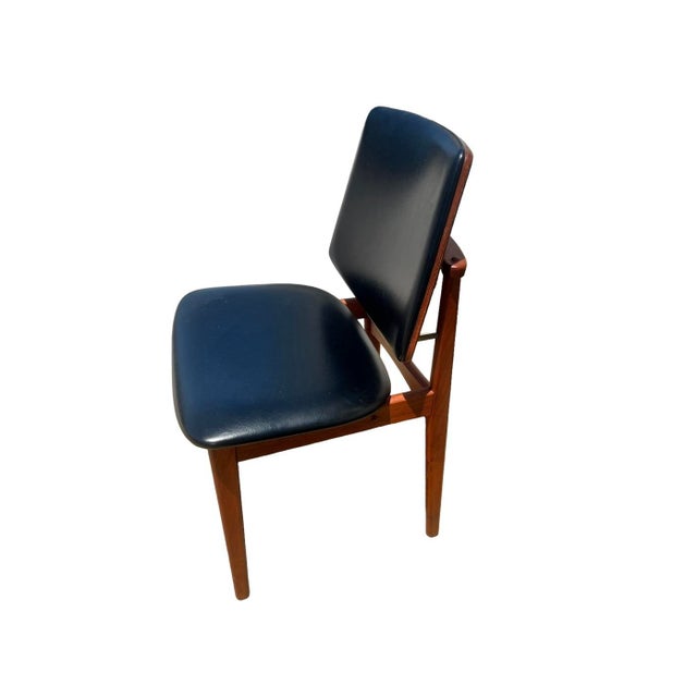 Mid-Century Modern Pair of Danish Modern Teak Dining Chairs With Original Black Vinyl Upholstery, Denmark, Circa 1960s For Sale - Image 3 of 5