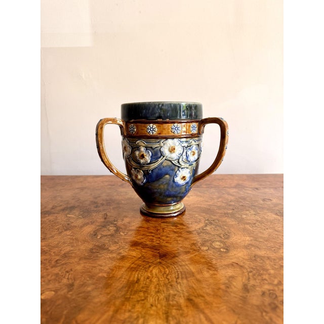 Antique Loving Cup from Royal Doulton, 1900 For Sale - Image 6 of 6