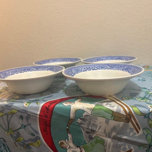 English Vintage Blue Willow Pattern Porcelain Shallow Soup Bowls - Set of 4 For Sale - Image 3 of 6