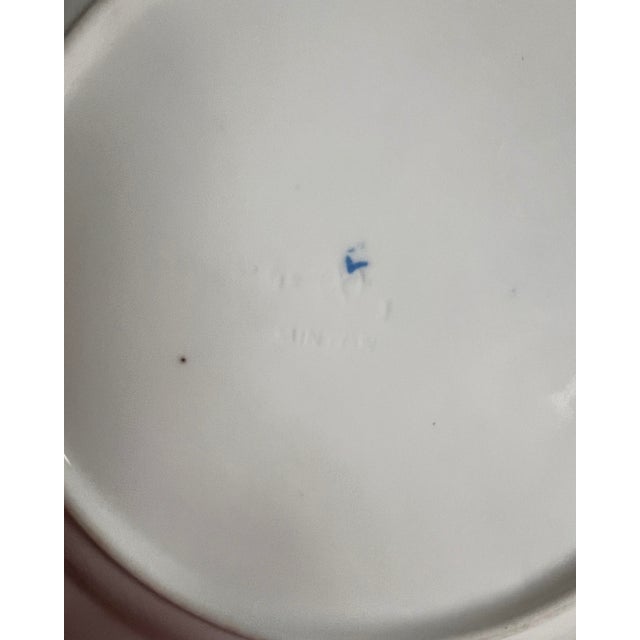 Mid 20th Century Minton Blue Willow Gold-Rimmed Salad Plates — Set of 2 | English Porcelain | 20th Century For Sale - Image 5 of 5