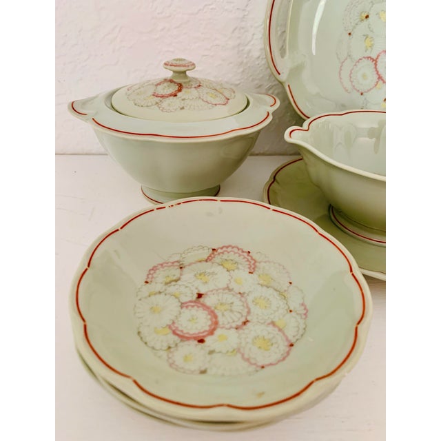 Lalique 1928 Art Deco Suzanne Lalique Haviland Limoges Paquerettes Celadon Service Set- 12 PCS For Sale - Image 4 of 10
