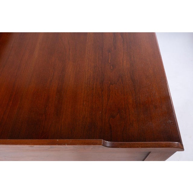 Mid 20th Century Pair of Henkel Harris Cherry Nightstands For Sale - Image 17 of 17