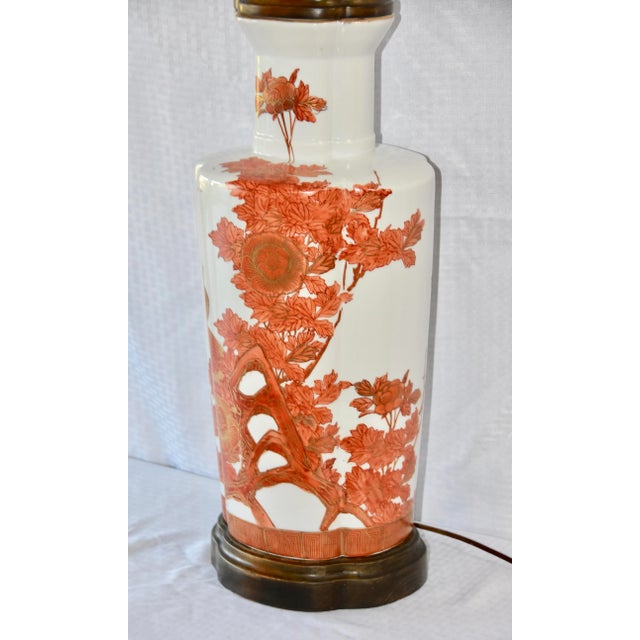 Japanese 1930s Japanese Fujita Kutani Large Peacock Vase Table Lamp For Sale - Image 3 of 13