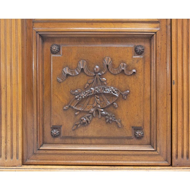 Gold French Louis XVI Oak and Walnut Three Doors Vitrine Bookcase, 1900 For Sale - Image 8 of 18