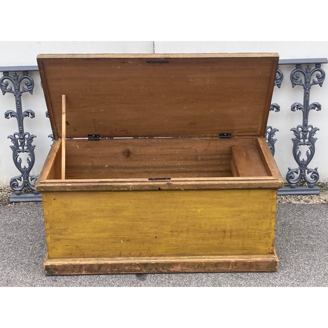 English Pine Trunk or Blanket Chest For Sale - Image 9 of 14