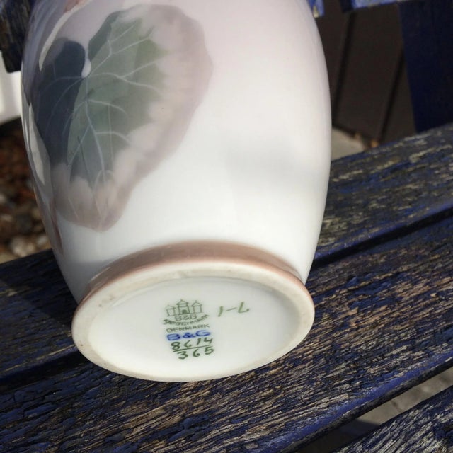 Vintage Danish Porcelain Vase from Bing & Grondahl, 1950s For Sale - Image 6 of 7