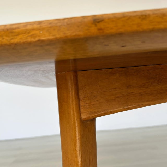 Brown Rationalist Table in Style of t.h. Robsjohn-Gibbings For Sale - Image 8 of 10