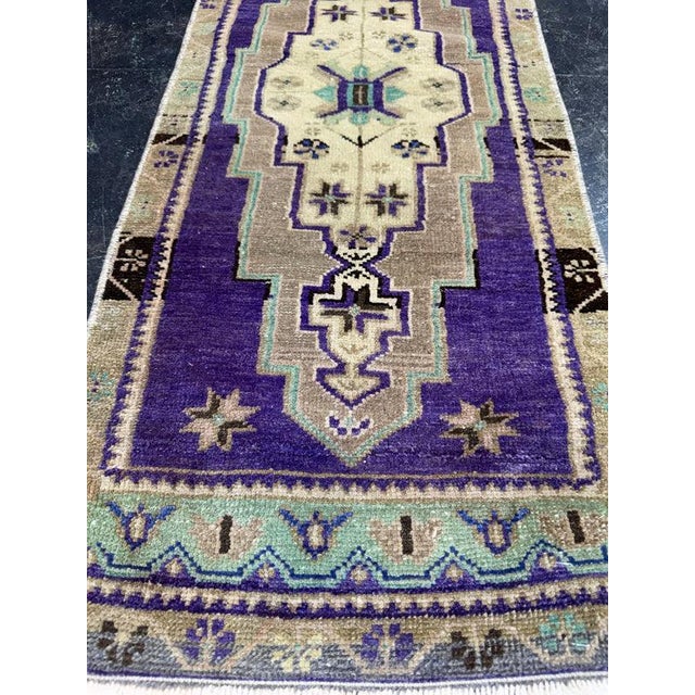 Contemporary Turkish Yastik Rug 1'5" x 3'9" For Sale - Image 3 of 6