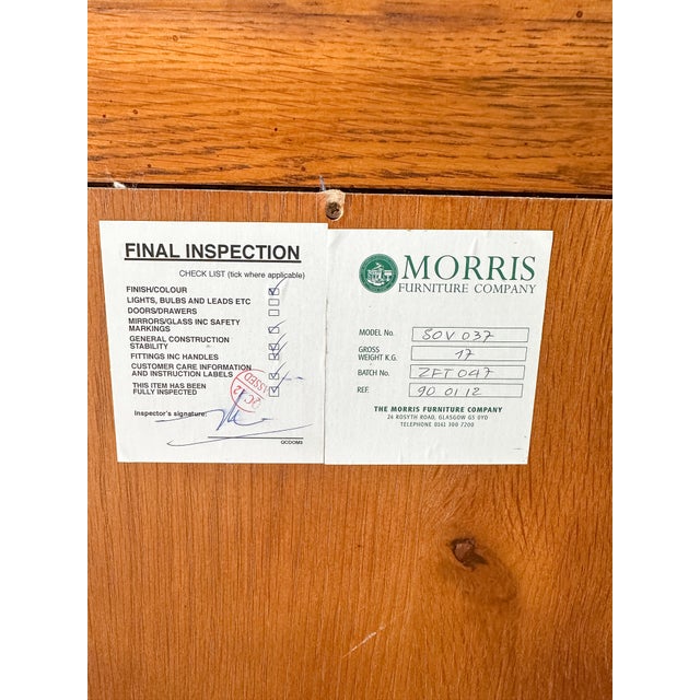 Large Vintage Sovereign Collection Over Mantle Wall Mirror with Golden Oak Frame from Morris Furniture, 1990s For Sale - Image 10 of 12