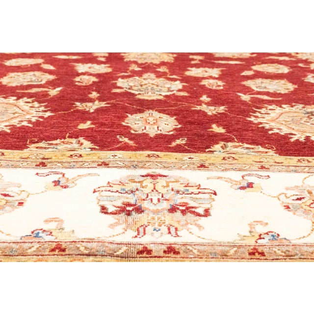 Textile Middle Eastern Rug in Wool For Sale - Image 7 of 10