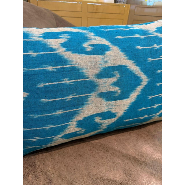 Sky Blue 1990s Handmade Silk Ikat Lumbar Cushion Cover For Sale - Image 8 of 9