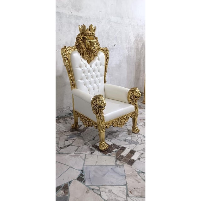 Wood 1960s Royal Lion Throne Chair with Matching Lion Scepter-pearl white For Sale - Image 7 of 8