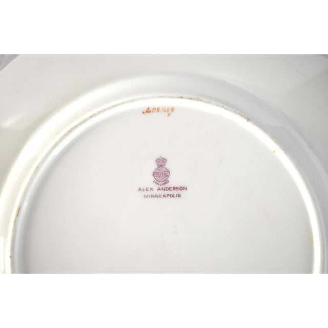 Magenta Set of 12 20th-Century English Mintons Magenta and Gold Dinner Plates For Sale - Image 8 of 9