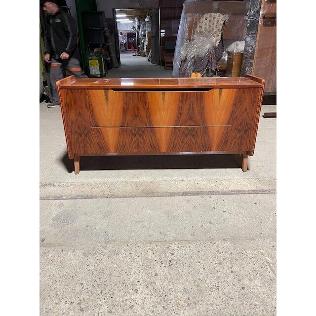 Vintage Long Chest of Drawers from Tatra Nafromtok, 1960s For Sale - Image 7 of 7