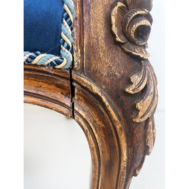 1920s Carved Walnut French Bergeres Armchairs Upholstered in Silk, a Pair For Sale - Image 14 of 15