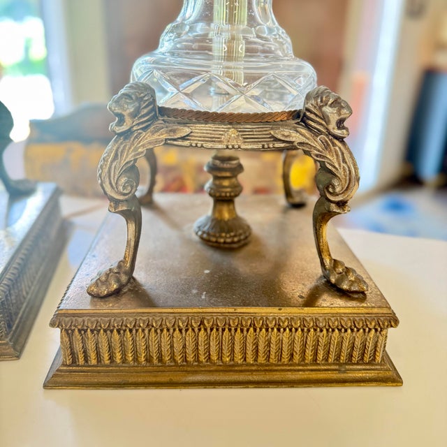 Mid 20th Century Hollywood Regency Leaded Cut Crystal and Brass Table Lamps - a Pair For Sale - Image 4 of 7