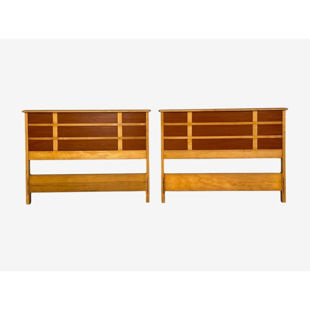 Mid-Century Modern Paul Frankl, Rare Twin Headboards, Mahogany, Rock Maple, Usa, 1950s For Sale - Image 3 of 9