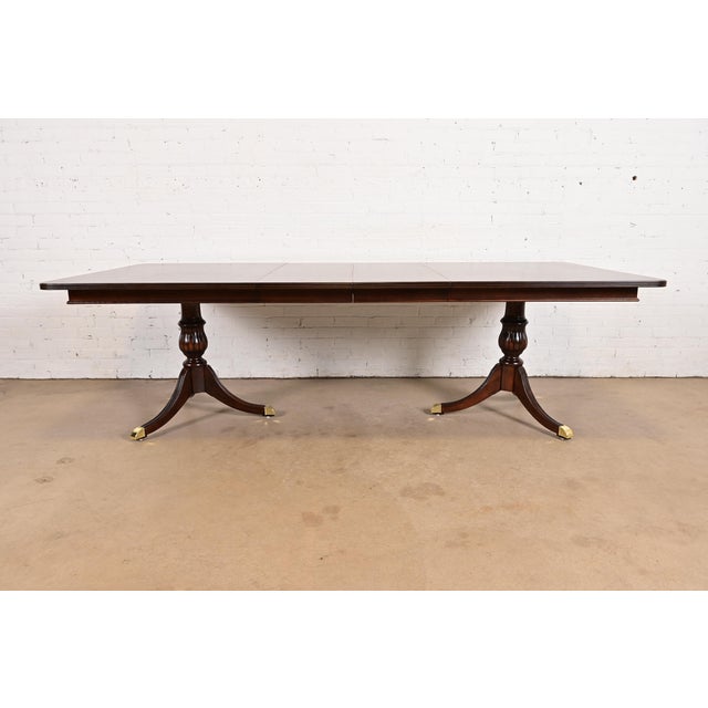 English Baker Furniture Style Georgian Banded Mahogany Double Pedestal Extension Dining Table, Newly Refinished For Sale - Image 3 of 13