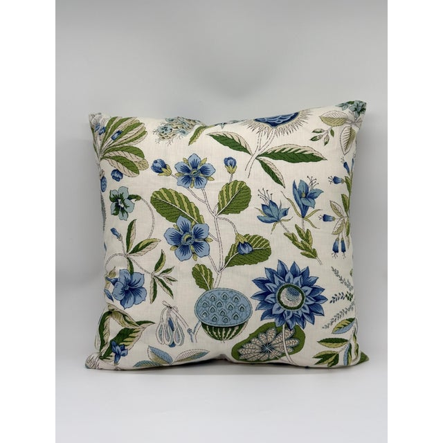 Schumacher Roca Redonda 22x 22 Decorative Pillow Cover in Ivory and Blue For Sale In Boston - Image 6 of 8