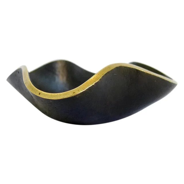 Mid-Century Modern 1950s Delicate Brass Bowl by Walter Bosse For Sale - Image 3 of 5