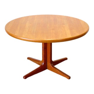 1960s Danish Solid Teak Round Pedestal Dining Table With 1 Leaf For Sale